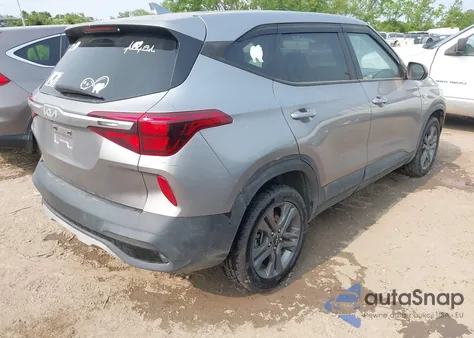 2022 Kia Seltos Lx z USA, uszkodzony, nr VIN KNDEPCAA4N7323976